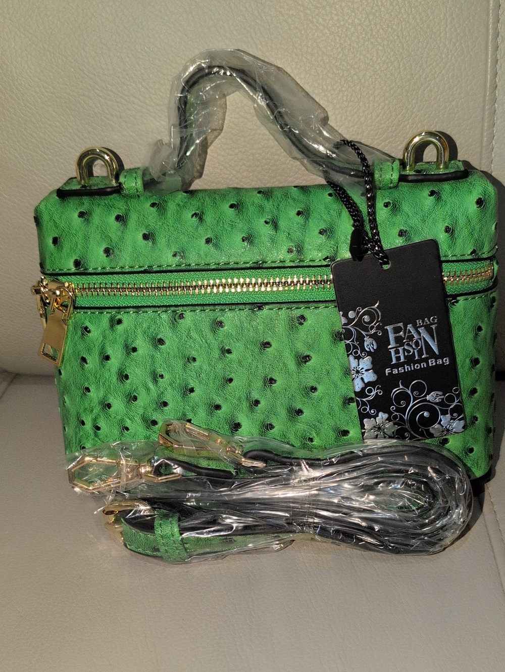 Green Faux Ostrich Top-Handle Fashion Bag With Removable Crossbody Strap Nwt